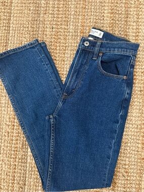 Abercrombie & Fitch Dark Blue High-Rise Straight Jeans NWOT